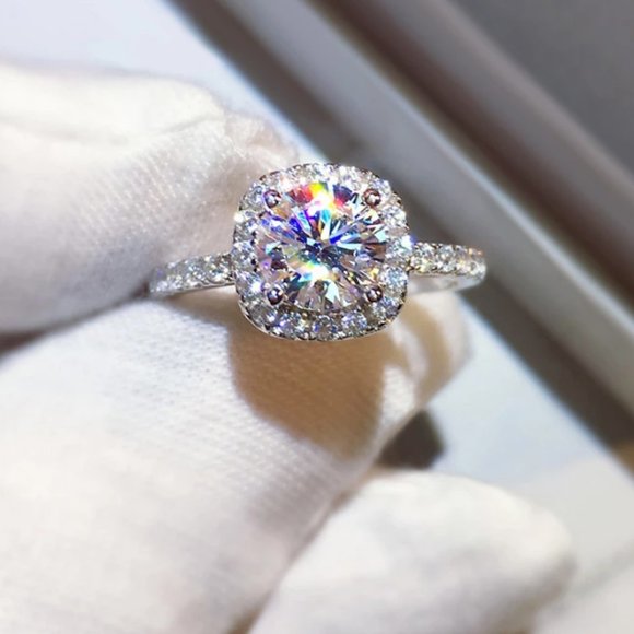 Silver Cubic Zirconia Cocktail Ring Princess Cut Gift - Picture 2 of 3